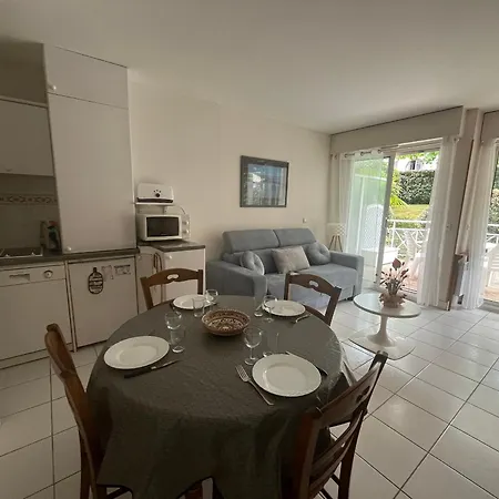 T2 Avec Terrasse Et Acces Direct A - Fr-1-374-228 Apartment