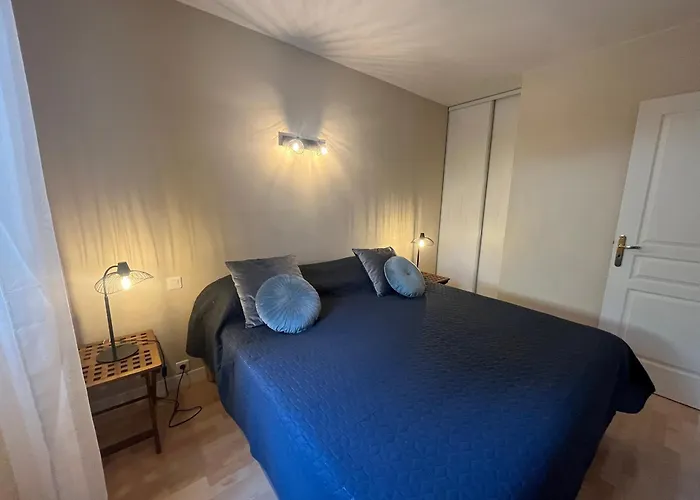 Apartmán T2 Avec Terrasse Et Acces Direct A - Fr-1-374-228 *